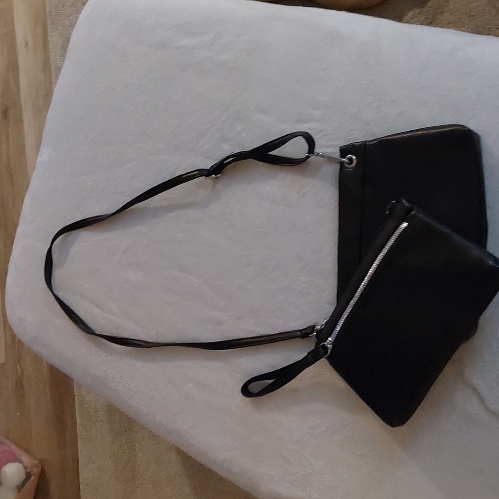 💫3 For $30🍒Black Crossbody Purse